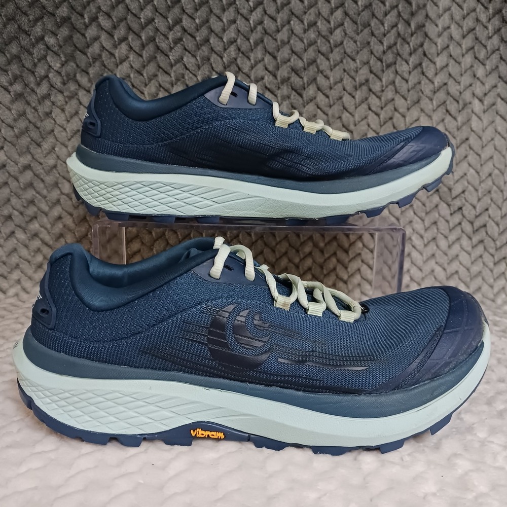Topo Athletic Pursuit Navy Sky Women's Comfortable Trail Running Shoes Size 8